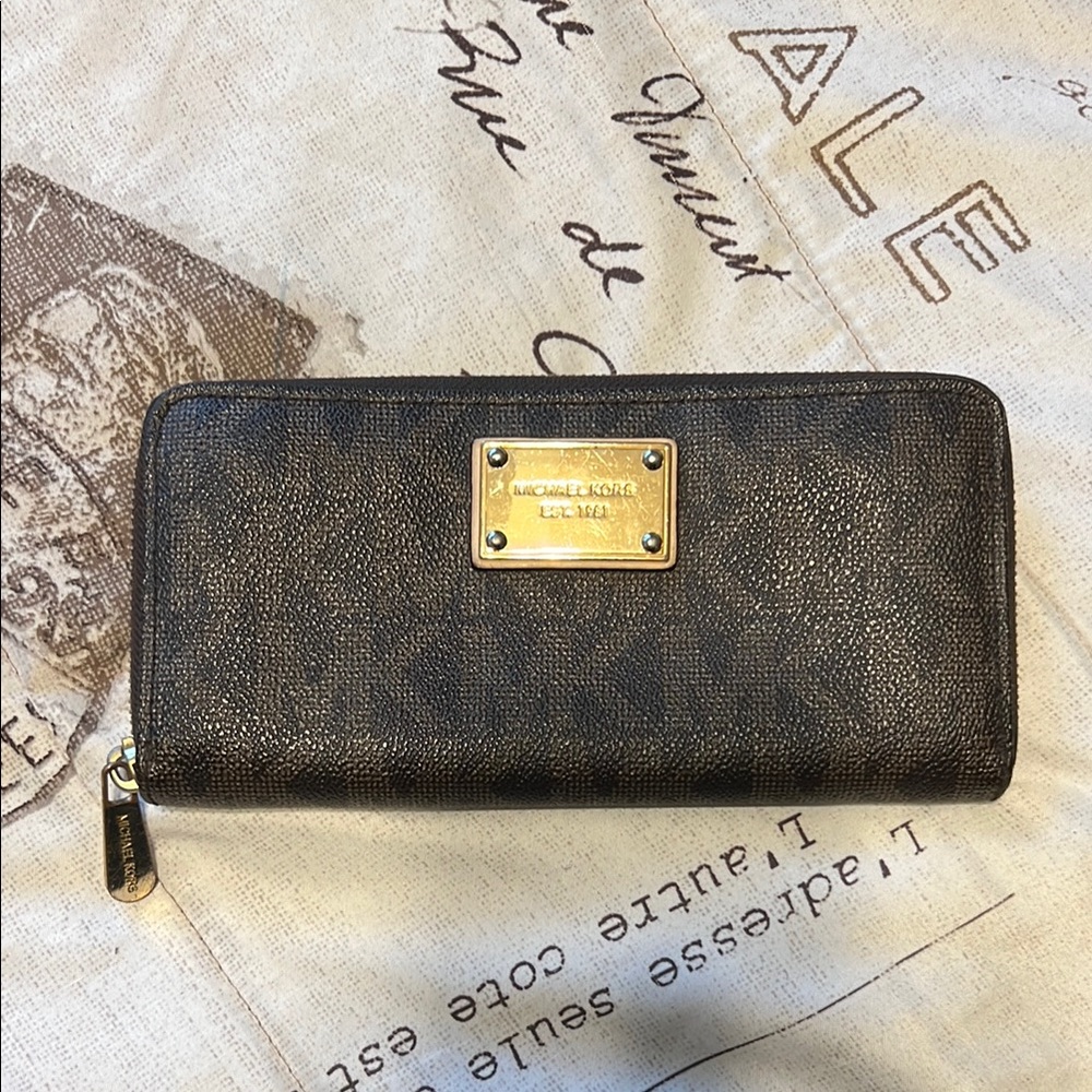 Michael Kors Black Wallet